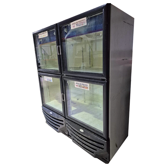 Refrigerador marca Vendo de 4 puertas abierto