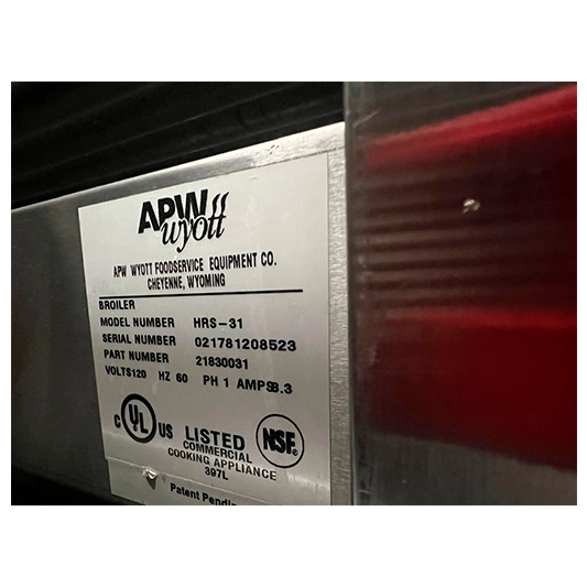 APW Wyott HRS-31 Parrilla de rodillo para hotdogs de superficie inclinada
