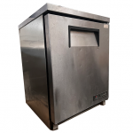 Mesa Refrigerada TRUE Bajo Barra 1 Puerta Acero Inoxidable
