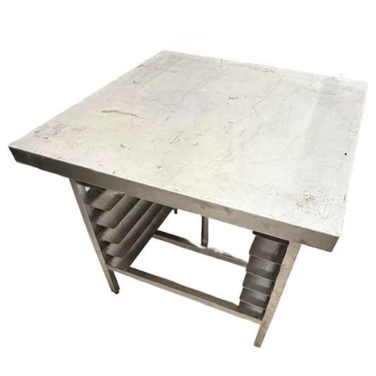 Mesa de trabajo con rack en acero inoxidable